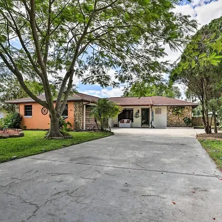 Florida Oasis Solar Panel Pool With Fire Pit & Grill Villa